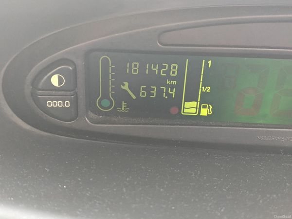 Citroen Xsara Estate, Petrol, 2006, Silver