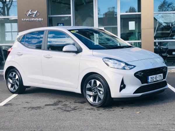 Hyundai i10 Hatchback, Petrol, 2025, Lumen Grey