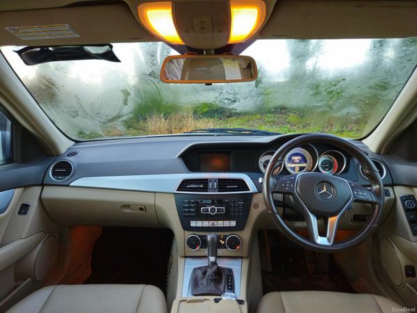 Mercedes-Benz C-Class Saloon, Diesel, 2013, White