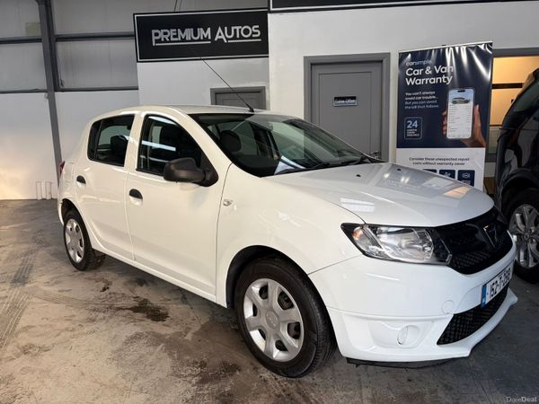 Dacia Sandero Hatchback, Petrol, 2015, White
