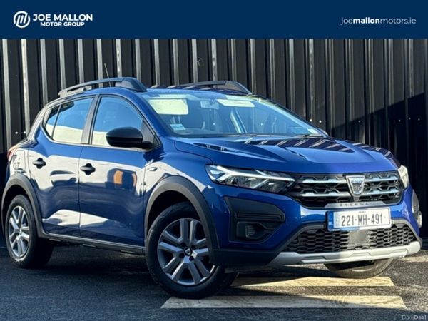Dacia Sandero Stepway Hatchback, Petrol Gas, 2022, Blue