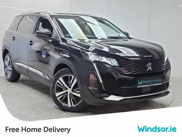 Peugeot 5008 MPV, Petrol, 2022, Black
