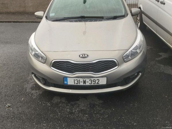 Kia Ceed Estate/Jeep, Diesel, 2013, Silver