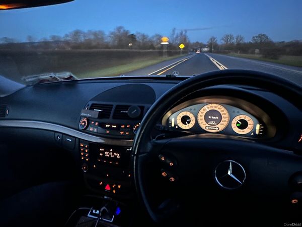 Mercedes-Benz E-Class Saloon, Petrol, 2008, Silver