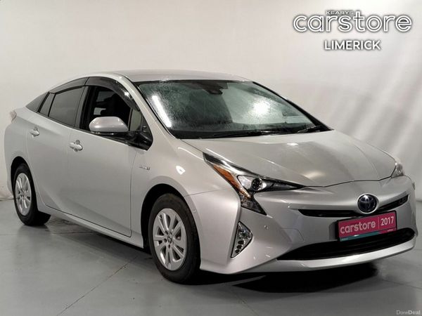 Toyota Prius Hatchback, Petrol Hybrid, 2017, Silver