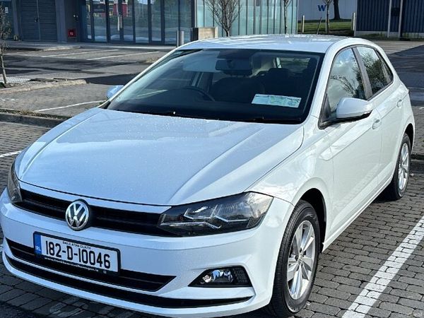 Volkswagen Polo Hatchback, Petrol, 2018, White