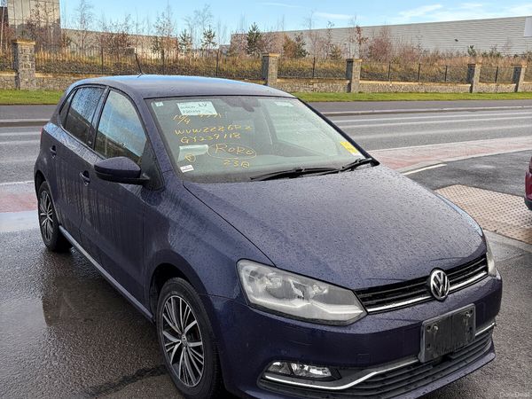 Volkswagen Polo Hatchback, Petrol, 2016, Blue