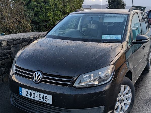 Volkswagen Touran MPV, Diesel, 2012, Black