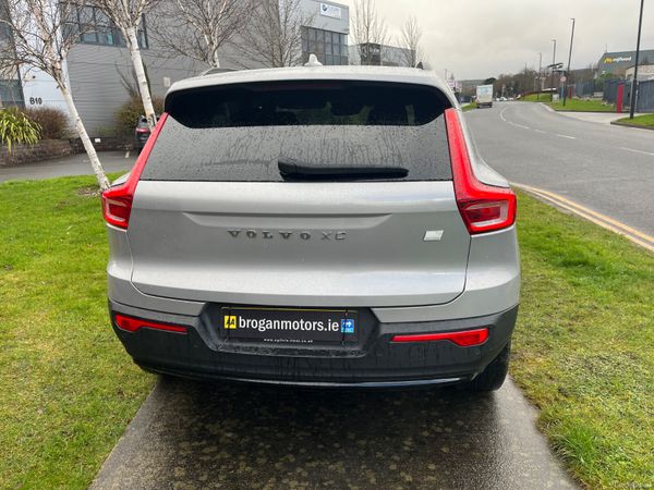 Volvo XC40 SUV, Petrol Plug-in Hybrid, 2022, Silver