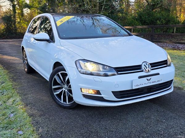 Volkswagen Golf Hatchback, Petrol, 2016, White