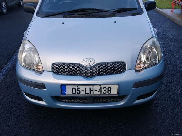 Toyota Yaris Hatchback, Petrol, 2005, Blue
