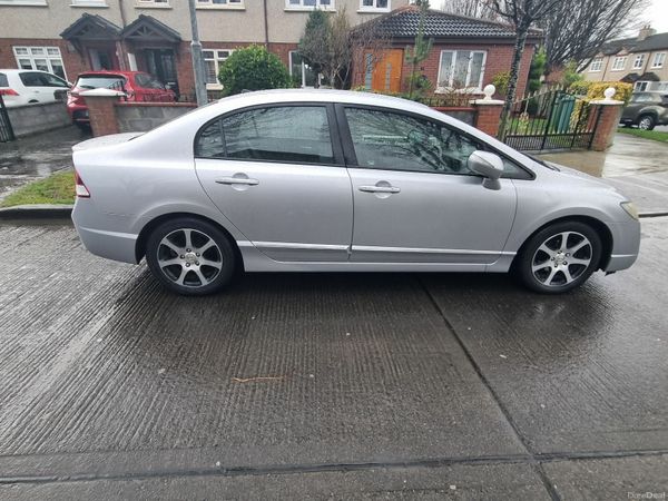 Honda Civic Saloon, Petrol Hybrid, 2010, Silver