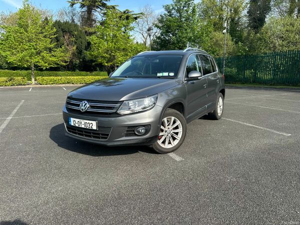 Volkswagen Tiguan SUV, Diesel, 2012, Grey
