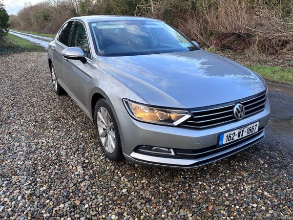 Volkswagen Passat Saloon, Diesel, 2016, Silver