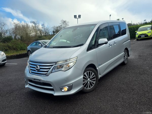 Nissan Serena MPV, Petrol Hybrid, 2014, Silver
