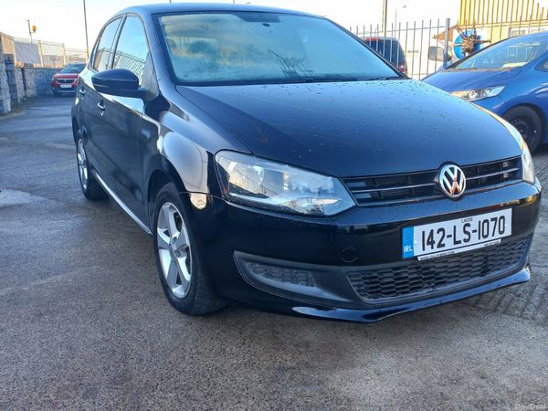 Volkswagen Polo Hatchback, Petrol, 2014, Black