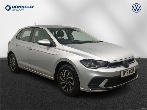 Volkswagen Polo Hatchback, Petrol, 2023, Silver