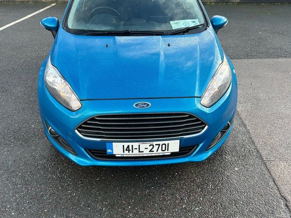 Ford Fiesta Hatchback, Petrol, 2014, Blue