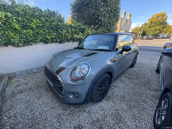 Mini Cooper Hatchback, Petrol, 2017, Grey