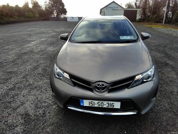 Toyota Auris MPV, Petrol, 2015, Bronze