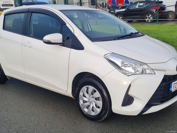 Toyota Vitz Hatchback, Petrol, 2017, White