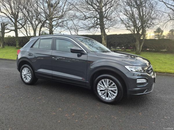 Volkswagen T-Roc SUV, Diesel, 2018, Grey