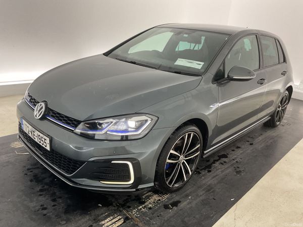 Volkswagen Golf Estate, Petrol Plug-in Hybrid, 2017, Grey