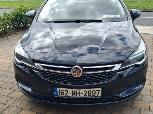 Vauxhall Astra Hatchback, Diesel, 2016, Black