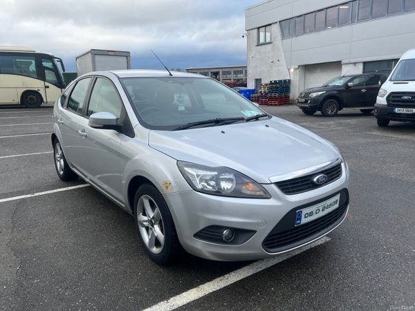 Ford Focus Hatchback, Petrol, 2008, Silver