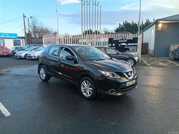 Nissan Qashqai Hatchback, Diesel, 2014, Black