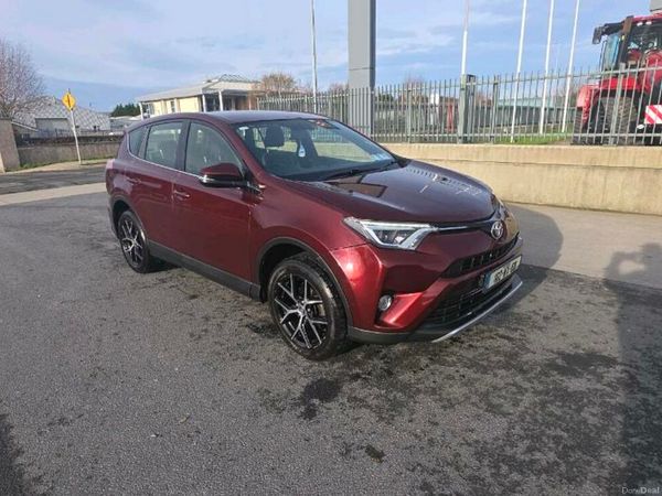 Toyota RAV4 SUV, Diesel, 2016, Red