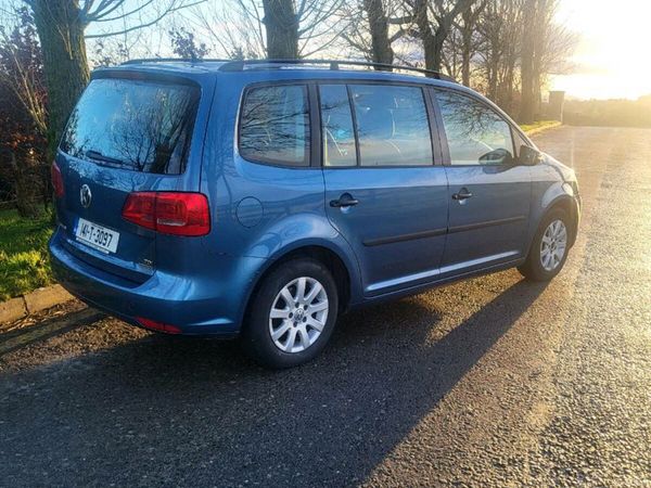Volkswagen Touran MPV, Diesel, 2014, Blue
