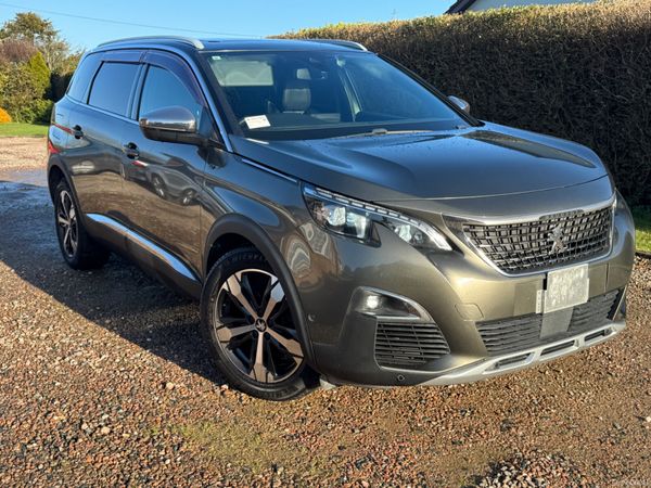 Peugeot 5008 MPV, Diesel, 2017, Green