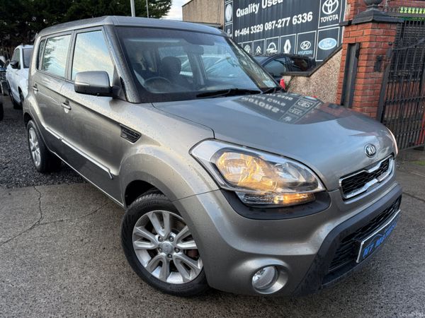 Kia Soul Hatchback, Diesel, 2013, Silver