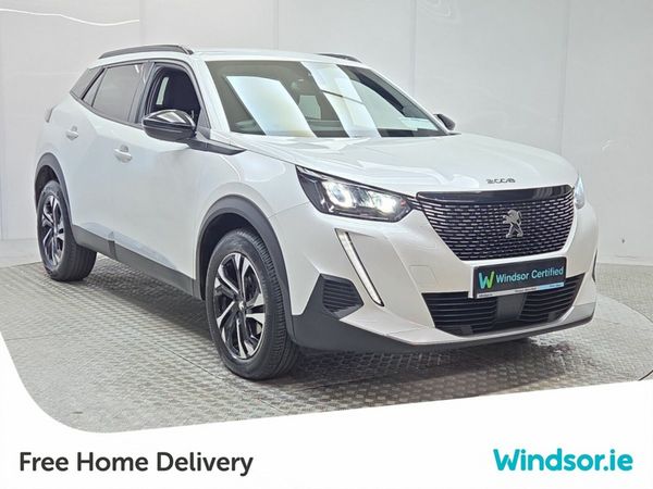 Peugeot 2008 Hatchback, Petrol, 2023, White