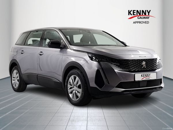 Peugeot 5008 MPV, Diesel, 2022, Grey