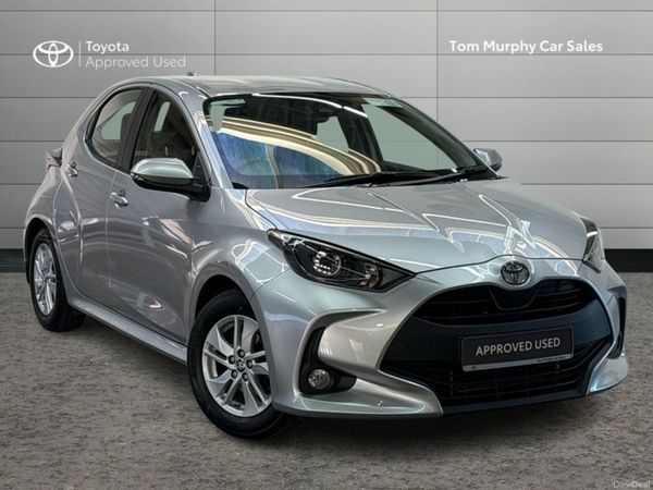 Toyota Yaris Hatchback, Petrol, 2025, Silver