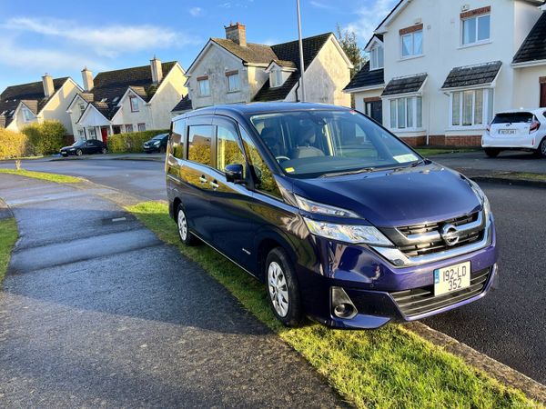 Nissan Serena MPV, Petrol, 2019, Blue