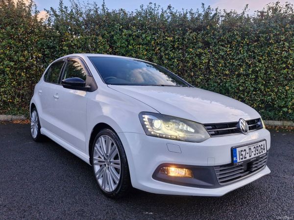 Volkswagen Polo Hatchback, Petrol, 2015, White