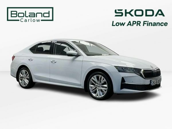 Skoda Octavia Saloon, Diesel, 2024, White