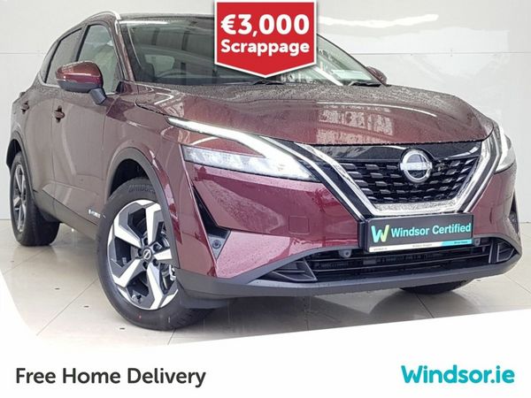 Nissan Qashqai SUV, Petrol Hybrid, 2023, Red