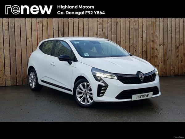 Renault Clio Hatchback, Petrol, 2025, White