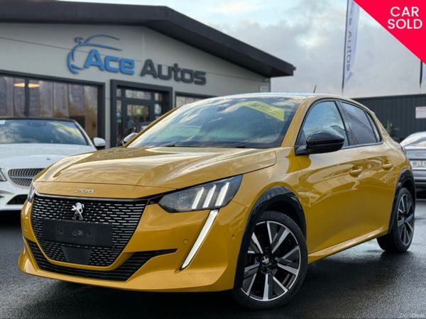 Peugeot 208 Hatchback, Petrol, 2020, Yellow