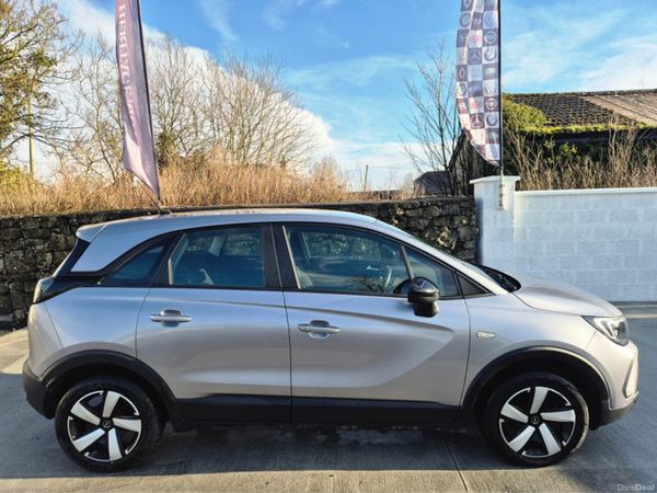 Opel Crossland X MPV, Diesel, 2022, Grey