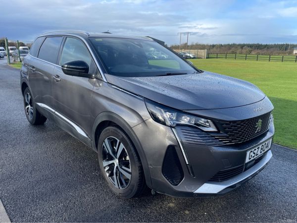 Peugeot 5008 Hatchback, Diesel, 2024, Grey