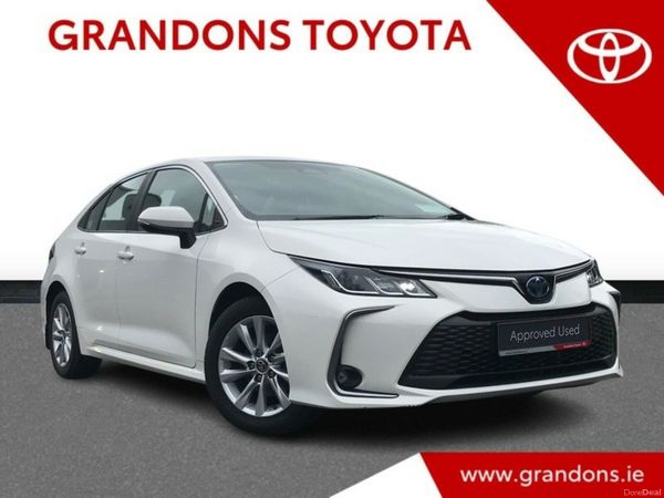 Toyota Corolla Saloon, Petrol Hybrid, 2024, White