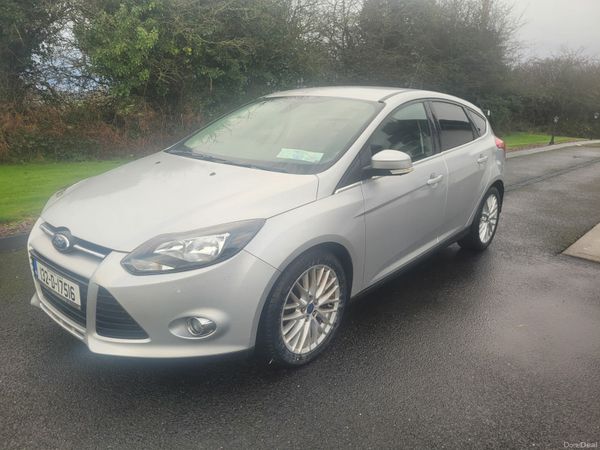 Ford Focus Hatchback, Petrol, 2013, Silver