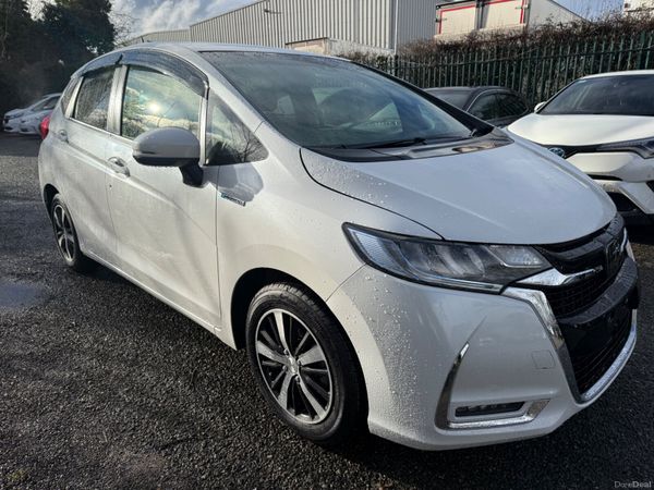 Honda Fit Hatchback, Petrol Hybrid, 2018, White