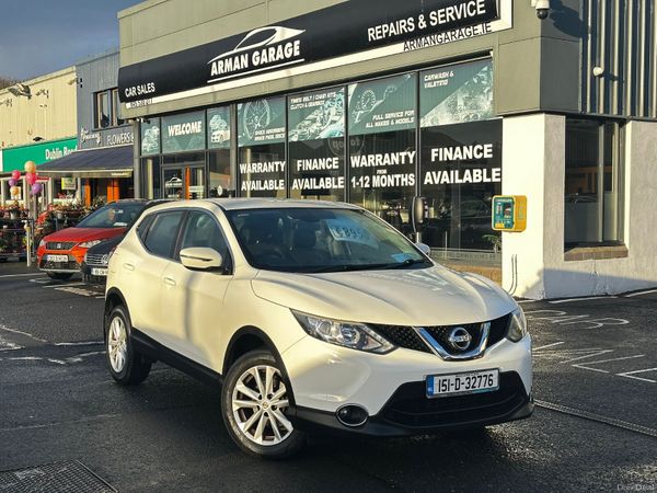 Nissan Qashqai Hatchback, Diesel, 2015, White
