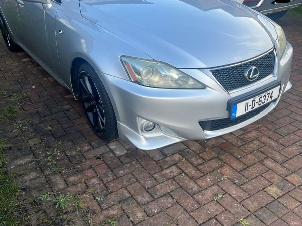 Lexus IS Saloon, Diesel, 2011, Silver